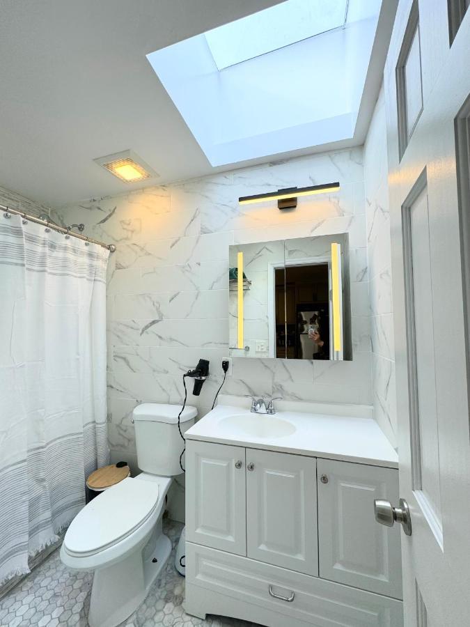 The Waltham Private Room & Bathroom John F Kennedy Jfk Lga Airport Manhattan Penn Station Bullet-Train 15 Min New York Esterno foto